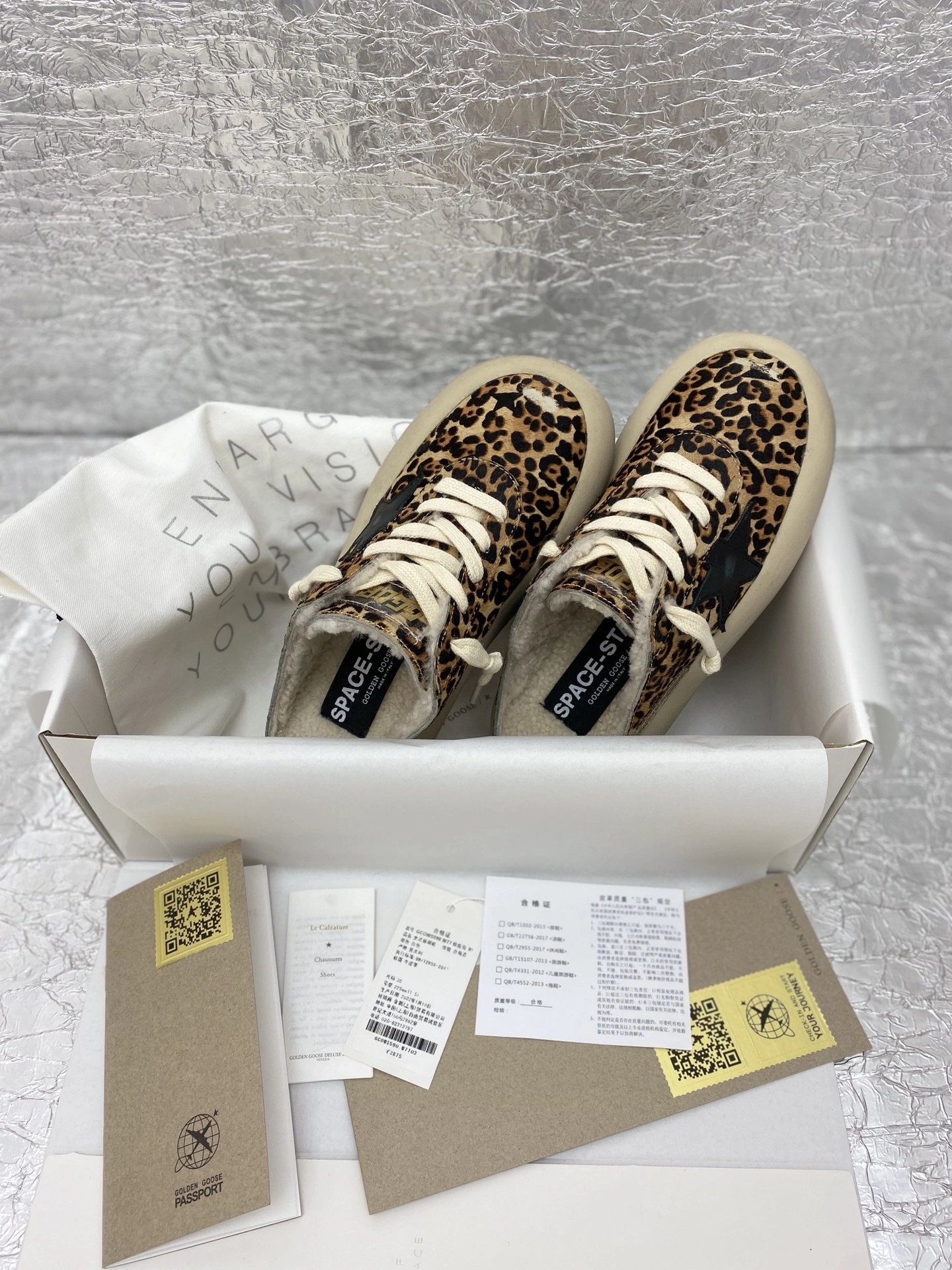 OOBB-- 6642 GWF00349.F003000.81472 Space cowhide item:E-X362J2909T